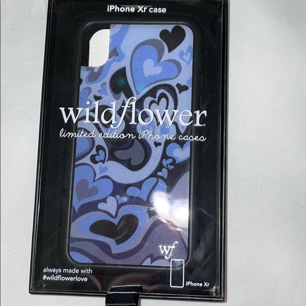 iphone xr wildflower phone case
